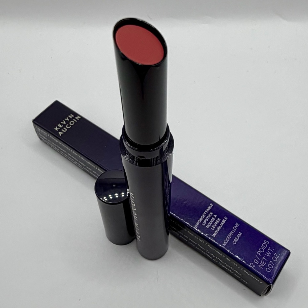 Kevyn Aucoin Unforgettable Cream Lipstick in Modern Love - Picture 5 of 11